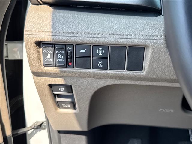 2022 Honda Odyssey EX-L - Photo 19