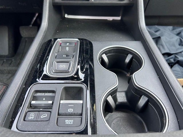 2025 Honda Pilot Sport - Photo 19