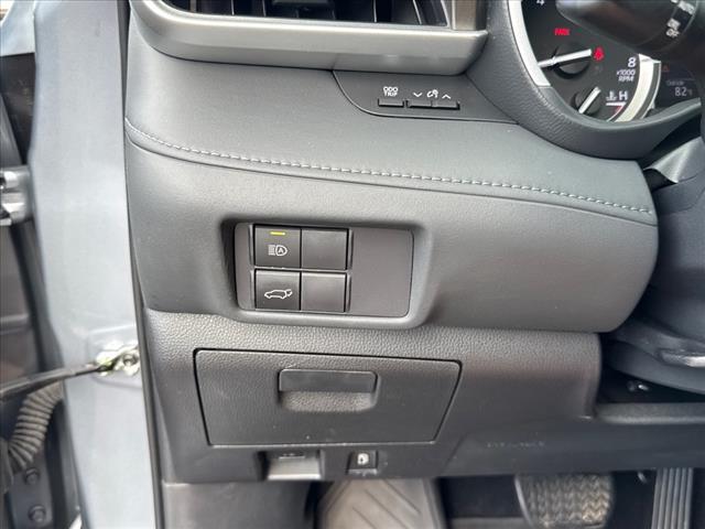 2022 Toyota Highlander XLE - Photo 19