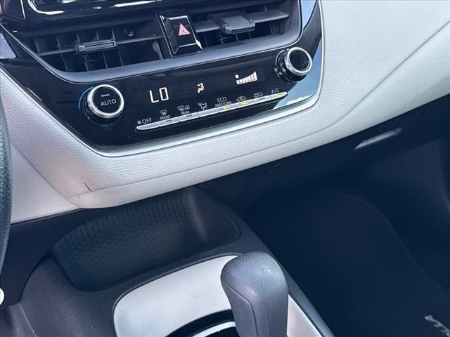 2021 Toyota Corolla LE - Photo 19