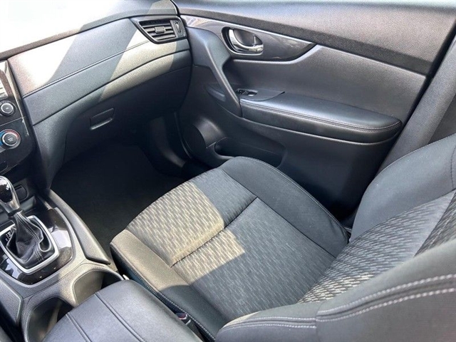 2018 Nissan Rogue S - Photo 19