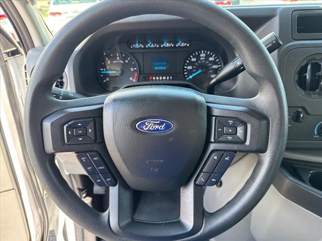2022 Ford E-Series E-350 SD - Photo 20