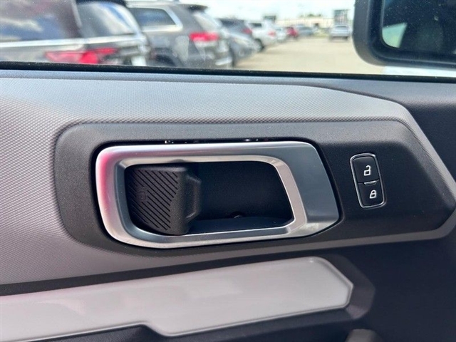 2022 Ford Bronco Black Diamond - Photo 20