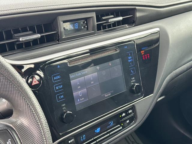 2019 Toyota Corolla LE - Photo 20