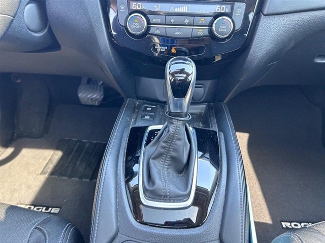2020 Nissan Rogue SL - Photo 20