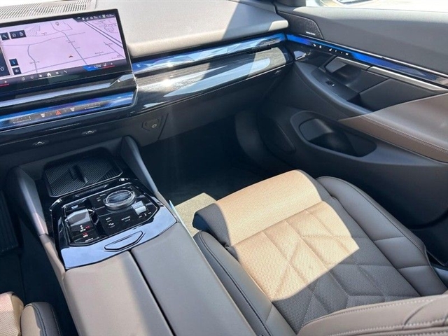 2024 BMW i5 eDrive40 - Photo 20