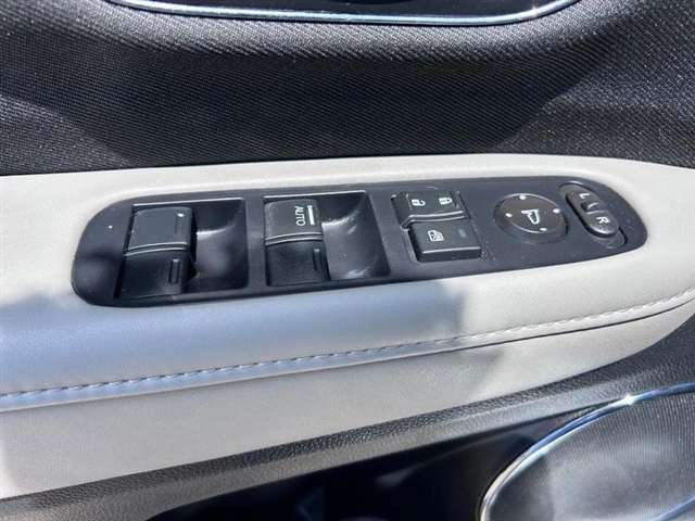 2021 Honda HR-V EX - Photo 21