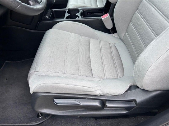 2020 Honda CR-V LX - Photo 21
