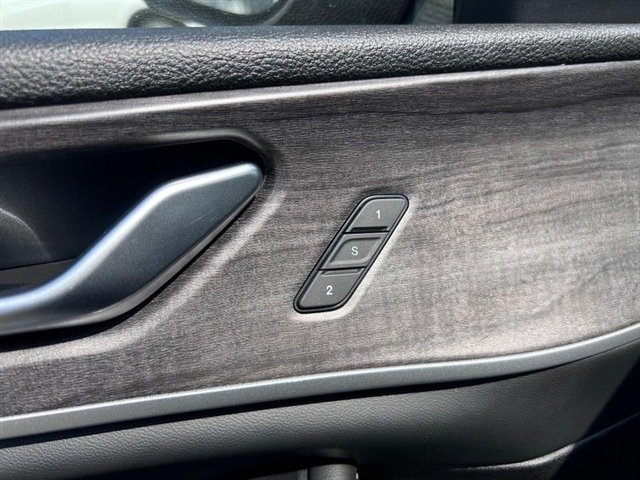 2023 Jeep Grand Cherokee Limited - Photo 22