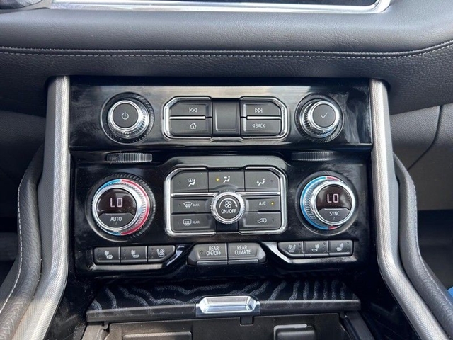 2021 GMC Yukon XL Denali - Photo 22