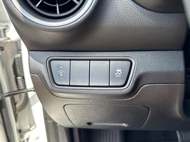 2022 Kia Forte FE - Photo 22