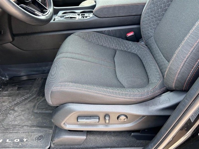 2025 Honda Pilot Sport - Photo 22