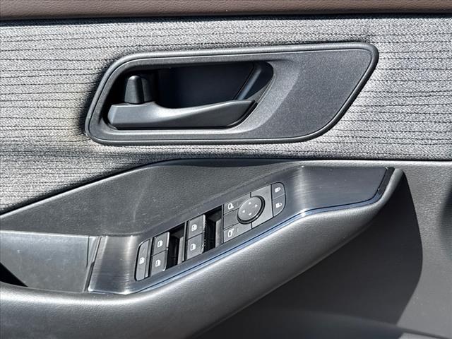 2023 Nissan Rogue S - Photo 22
