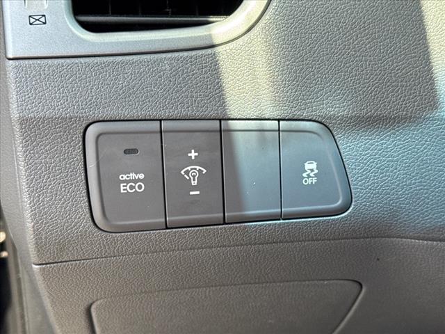 2013 Hyundai ELANTRA GLS - Photo 22