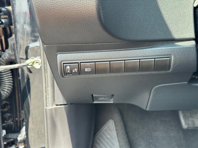 2023 Toyota Corolla LE - Photo 22