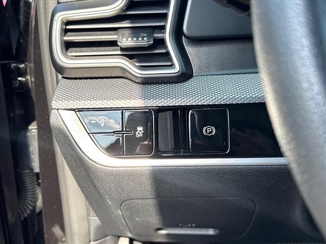 2023 Kia Sportage LX - Photo 22