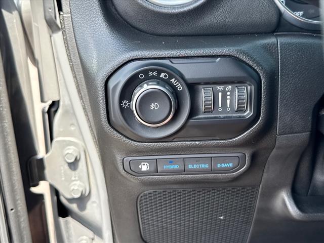 2021 Jeep Wrangler Unlimited Sahara 4xe - Photo 23