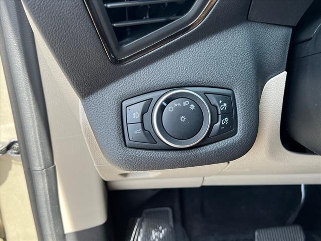 2017 Ford Escape Titanium - Photo 23
