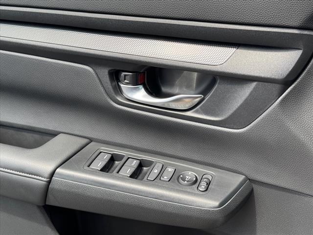 2025 Honda CR-V LX - Photo 23