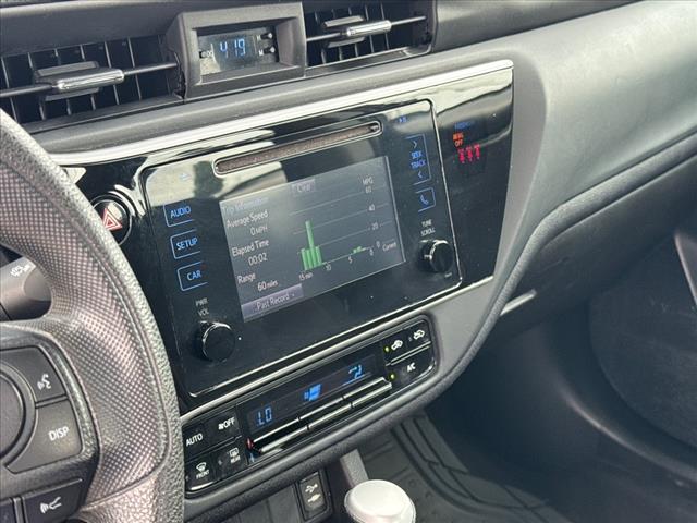 2019 Toyota Corolla LE - Photo 23