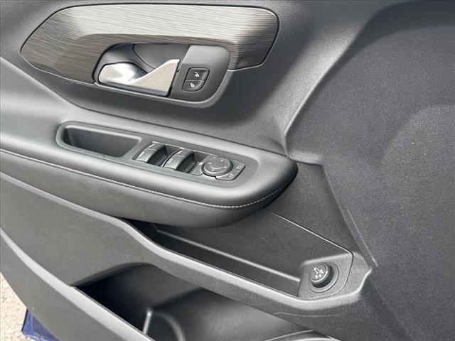 2022 GMC Terrain SLE - Photo 23