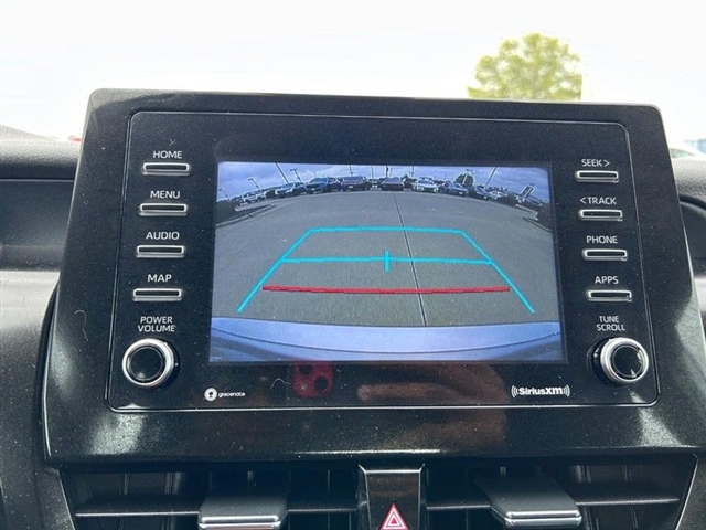2023 Toyota Camry Hybrid LE - Photo 23
