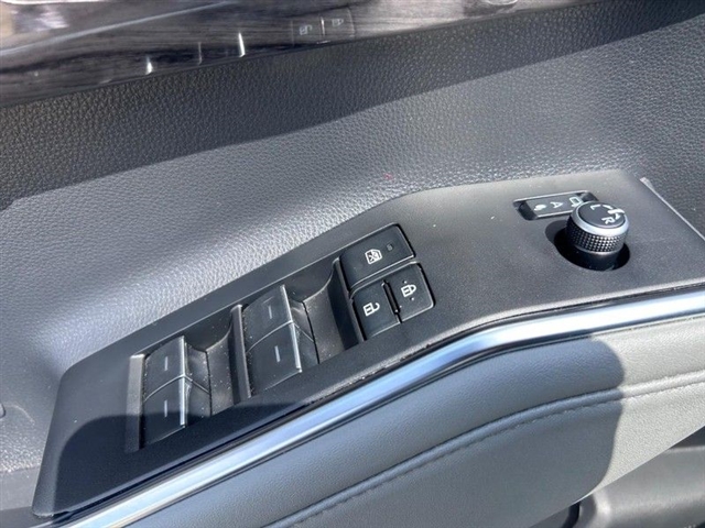 2023 Toyota Highlander Hybrid Limited - Photo 23