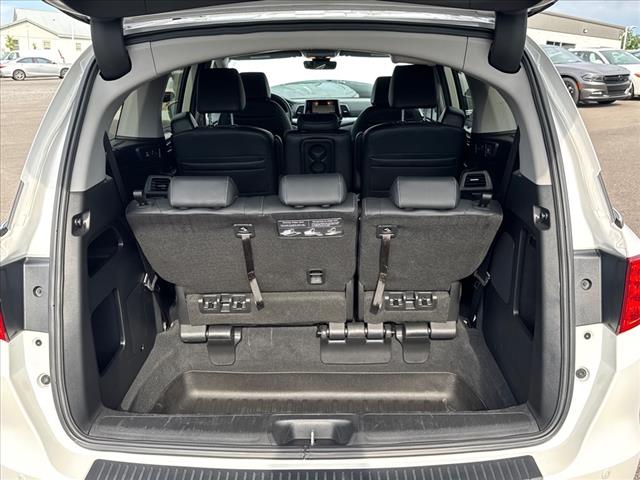 2024 Honda Odyssey Touring - Photo 24