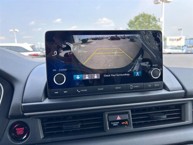 2025 Honda Pilot Sport - Photo 24