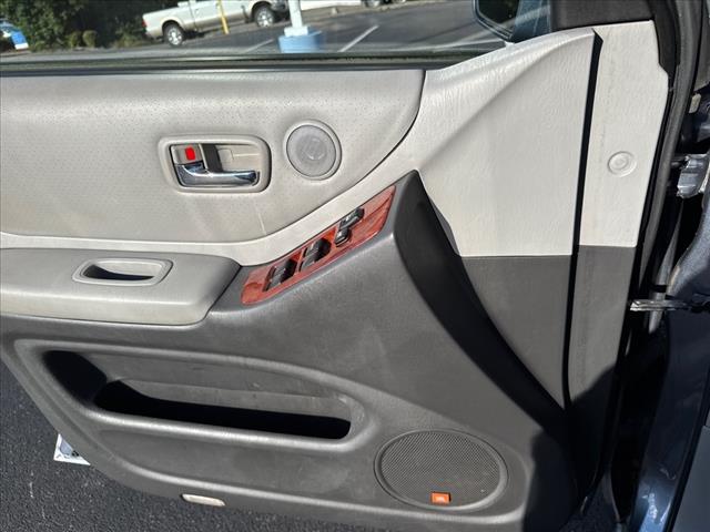 2004 Toyota Highlander Limited - Photo 24