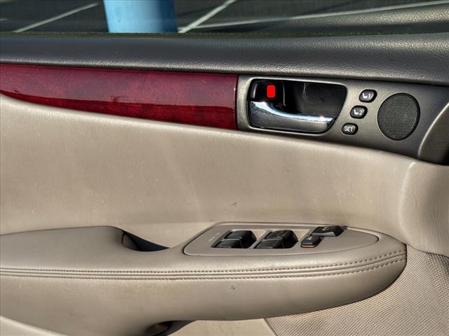 2003 Lexus ES 300  - Photo 24