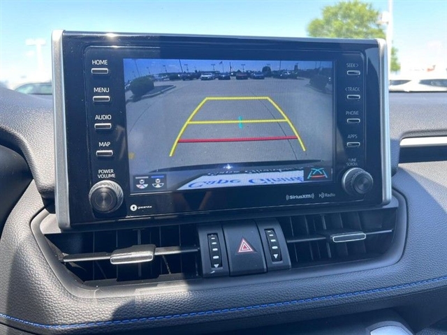 2021 Toyota RAV4 Hybrid XSE - Photo 25