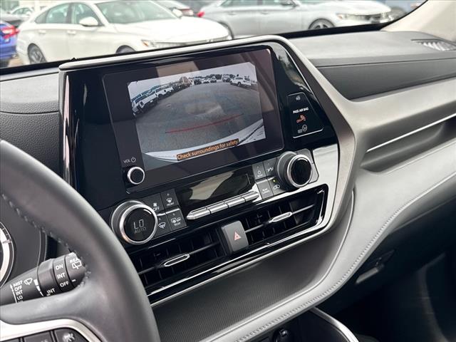 2023 Toyota Highlander LE - Photo 25