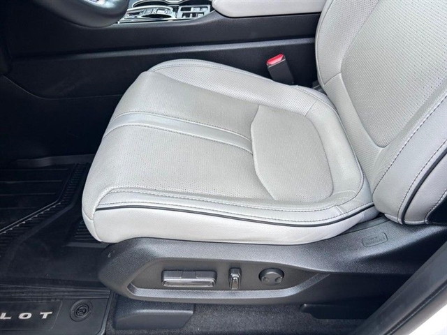 2023 Honda Pilot Elite - Photo 27