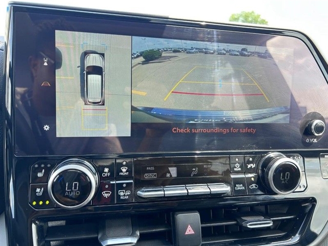 2023 Toyota Highlander Hybrid Limited - Photo 27