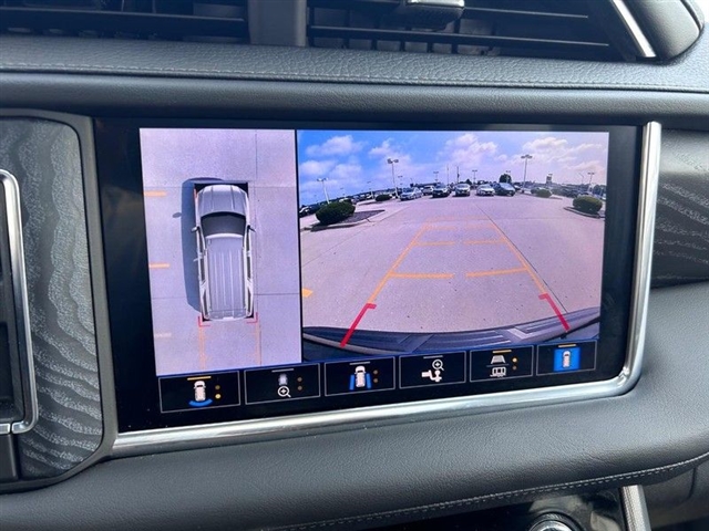 2021 GMC Yukon XL Denali - Photo 28