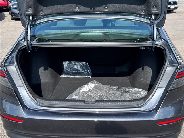 2023 Honda Accord LX - Photo 28