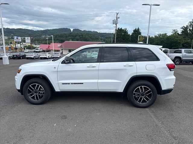 2020 Jeep Grand Cherokee Trailhawk - Photo 2