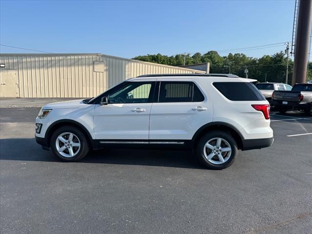 2016 Ford Explorer XLT - Photo 2