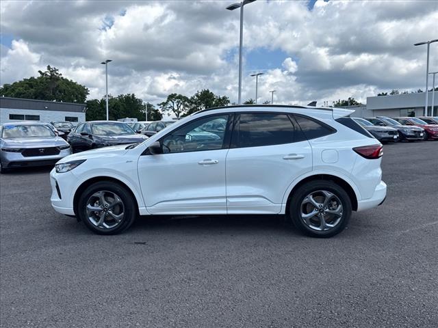2024 Ford Escape ST-Line - Photo 2