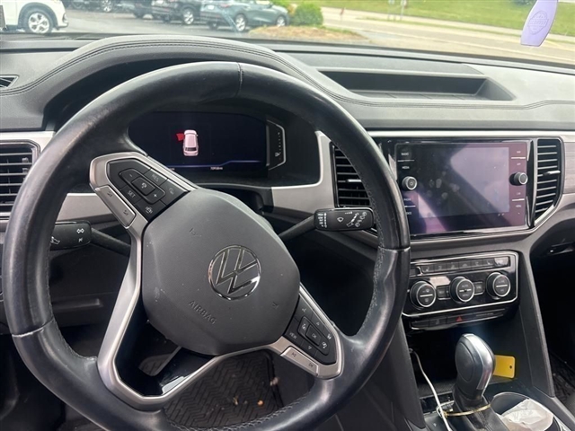 2021 Volkswagen Atlas SEL Premium 4Motion - Photo 2