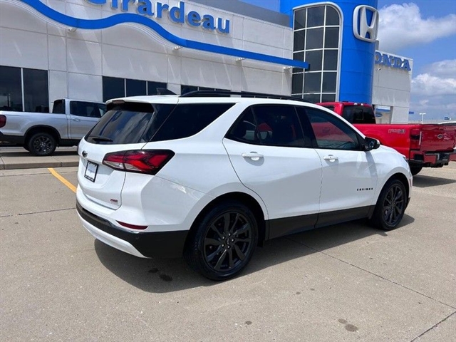 2022 Chevrolet Equinox RS - Photo 2