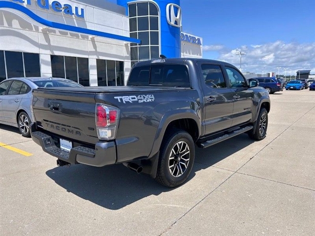 2021 Toyota Tacoma TRD Sport - Photo 2