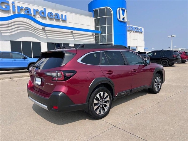 2024 Subaru Outback Limited - Photo 2