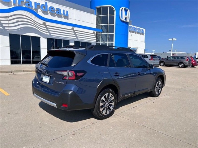 2024 Subaru Outback Limited - Photo 2