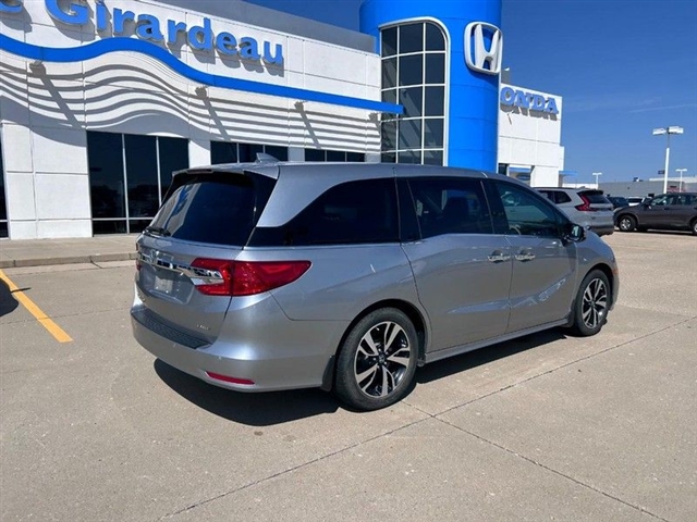 2019 Honda Odyssey Elite - Photo 2