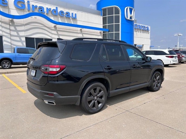 2025 Honda Pilot Sport - Photo 2