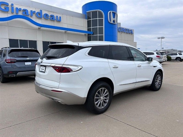 2022 Buick Enclave Premium - Photo 2