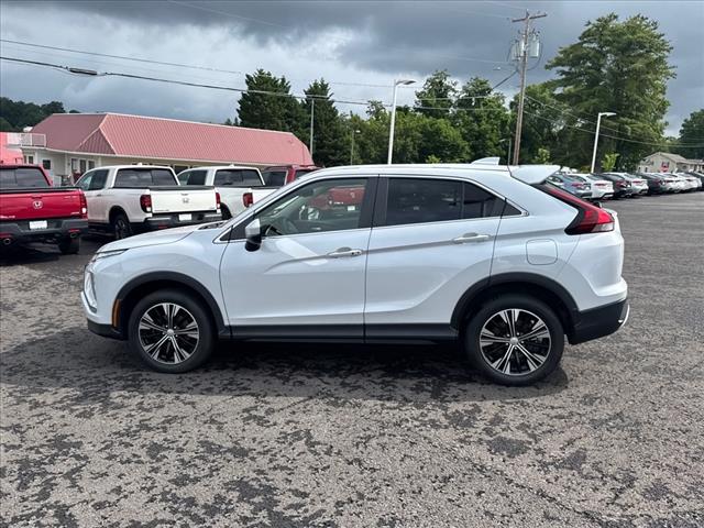 2022 Mitsubishi Eclipse Cross SE - Photo 2
