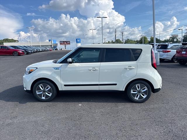 2017 Kia Soul EV EV - Photo 2